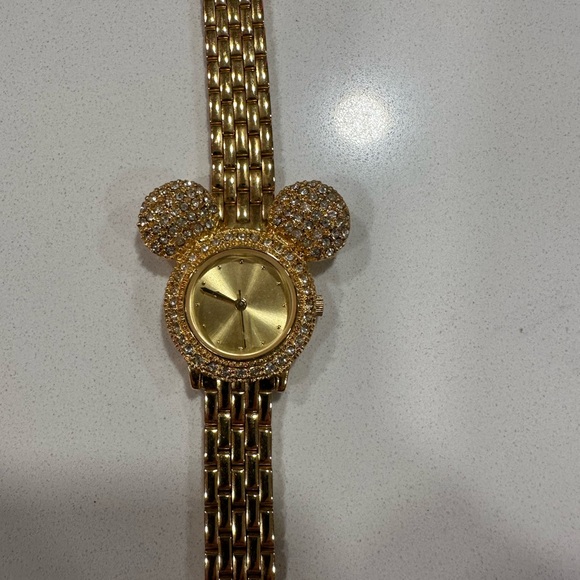 Disney Gold Mickey Mouse Women\'s Watch main image 7